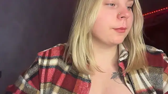 Thalia__Star's cam snapshot