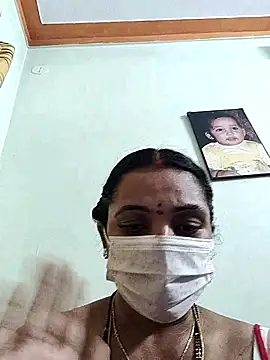 bhavyasri_55's cam snapshot