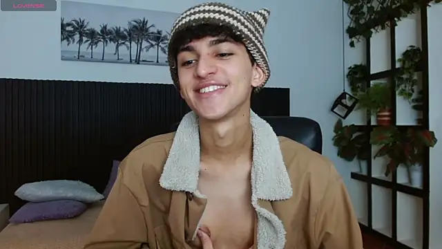 Michaelkoiv live sex cam