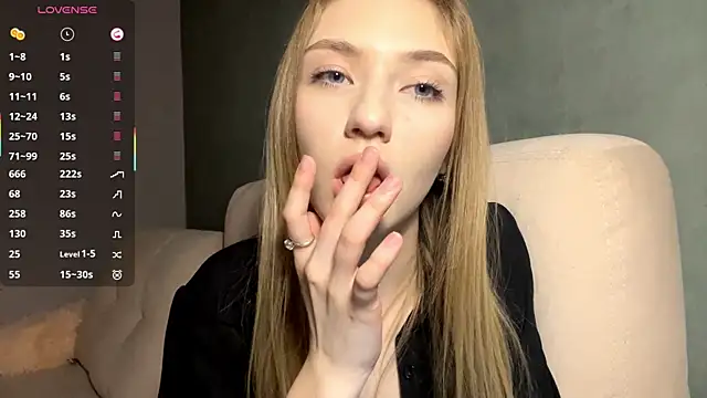 AveryBerkson live sex cam