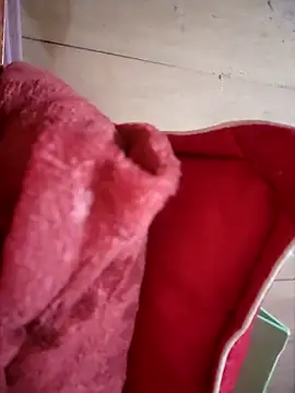 LeanaLy's cam snapshot