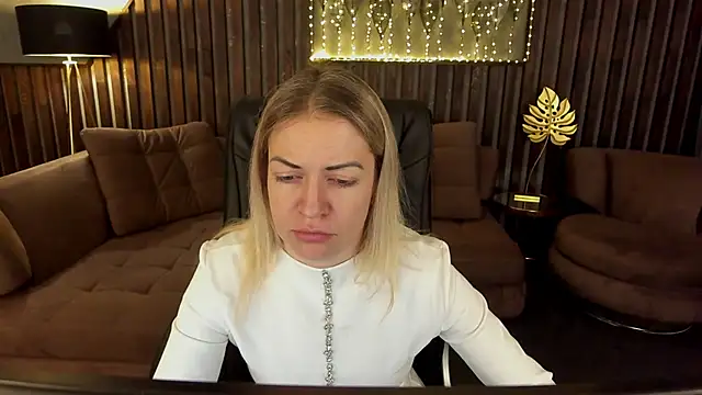 Anna_Snows's cam snapshot