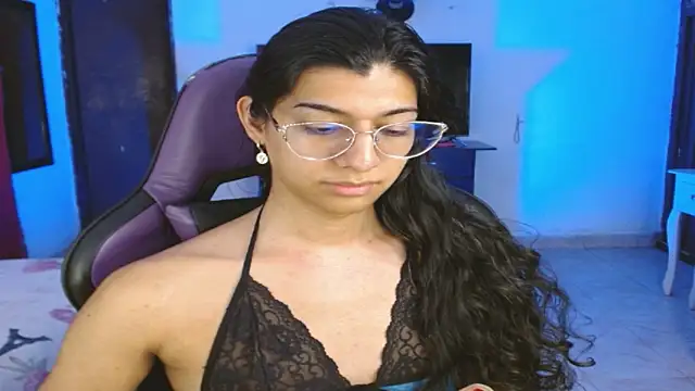 engielphoenis14 live sex cam