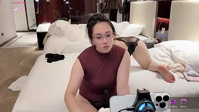 NEWONETO live sex cam