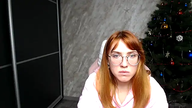 Reginasmilee's cam snapshot