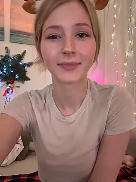 LunaRase live sex cam