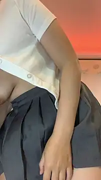 zhizhinaigai's cam snapshot