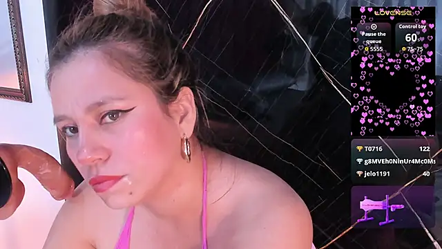 abby_blond_'s cam snapshot