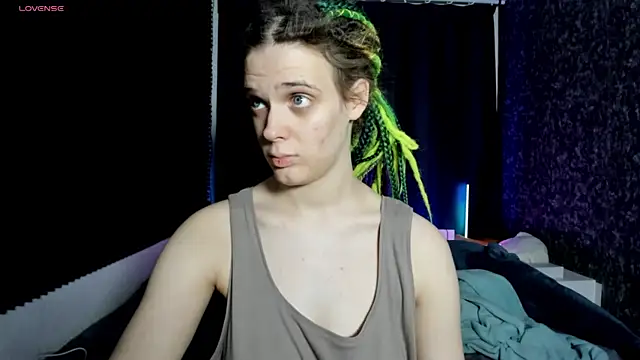 KIKI_Krash live sex cam