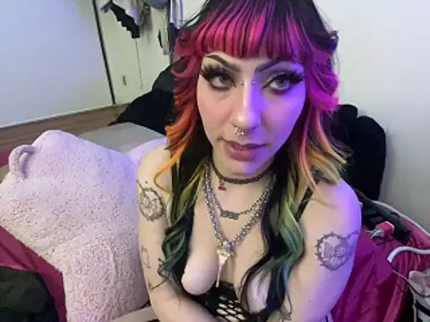 ChrryFoxx live sex cam