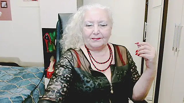 GrannyAlisa's cam snapshot