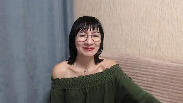 Erica95Bloom's cam snapshot