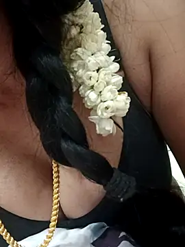 Ambika01 live sex cam