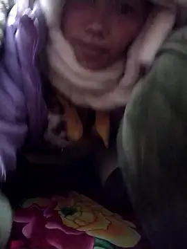 PhamPm70's cam snapshot