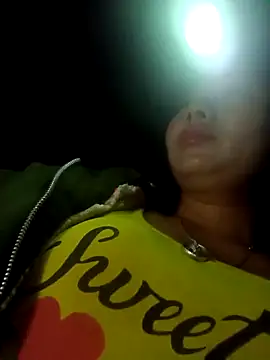 vangkt-cute's cam snapshot