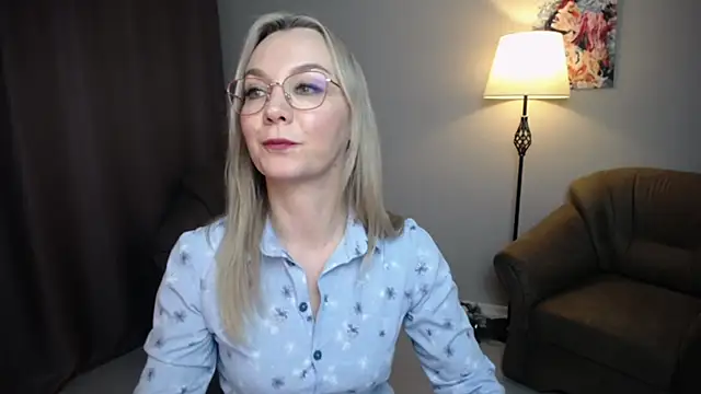 Ava_Elior's cam snapshot