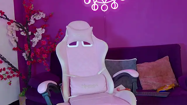 Maylu_Fox live sex cam