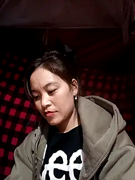 Alice-567's cam snapshot