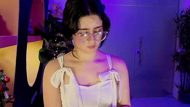 LiLLiAnderson's cam snapshot