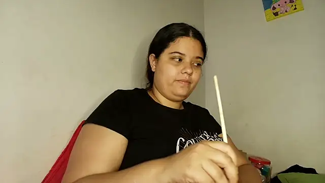 luisahot_9727's cam snapshot