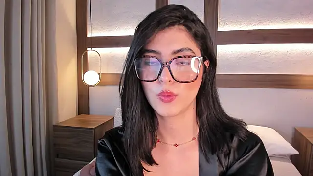 SarhaVega live sex cam