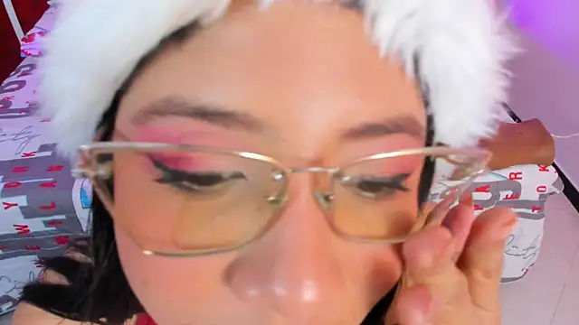 estrella_bigboobs14's cam snapshot