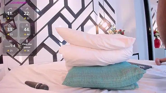 VictoriaKroft live sex cam