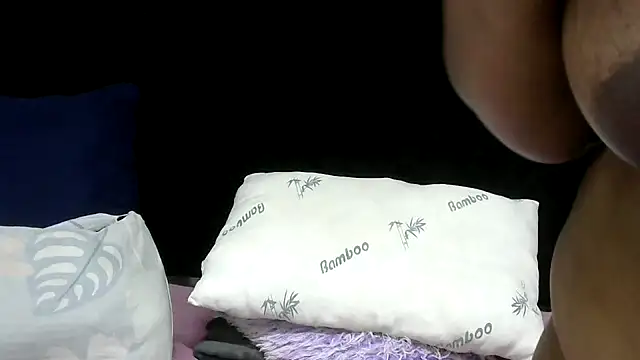 HunungousAssX5's cam snapshot