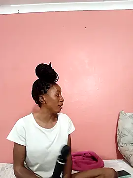 HotPetite_25's cam snapshot