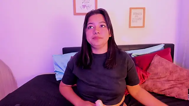 Tamara_Spencer_'s cam snapshot