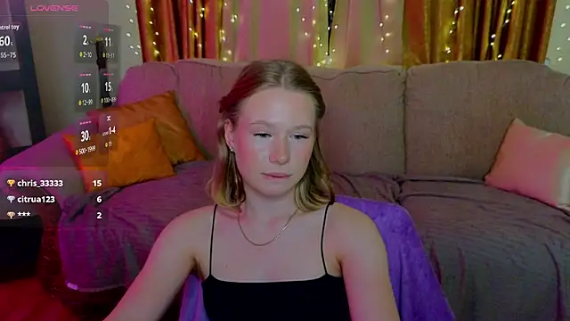 RebeccaLewis's cam snapshot