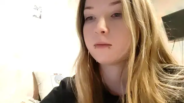 ElvaDeveja's cam snapshot