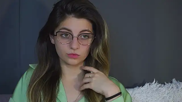 CasandraMickell live sex cam