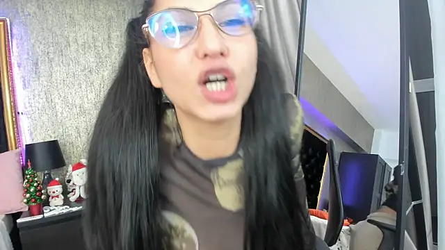 MelodyCruze's cam snapshot