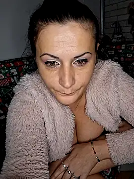 anaaamariaaaa's cam snapshot