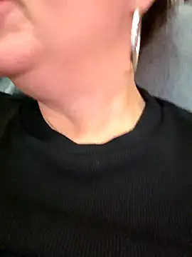 Adivaaa's cam snapshot