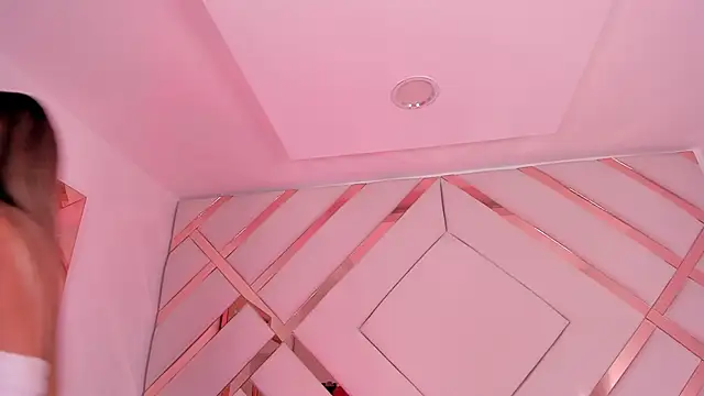 Sophie-velvet's cam snapshot