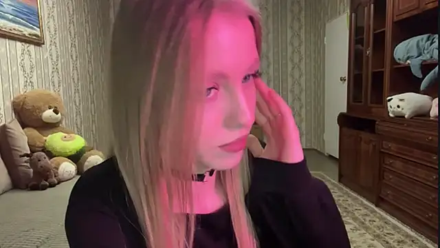 AzoticBasics's cam snapshot