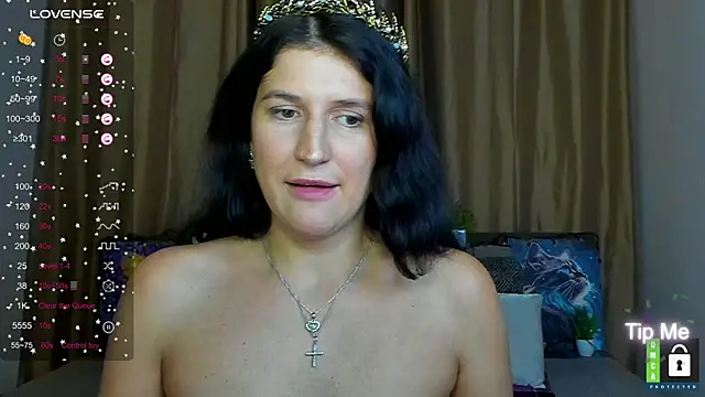 Alianna_Solo_Kisses's cam snapshot