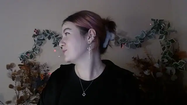 Aura__Myst's cam snapshot