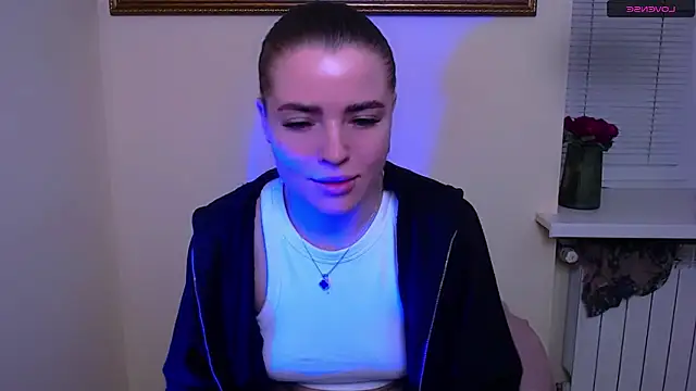 MissOliviaa_'s cam snapshot