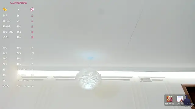 ElzaJons's cam snapshot