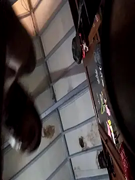 hairy_mannn's cam snapshot