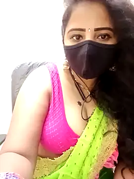 tamil_Vennila's cam snapshot