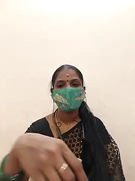 Tamil_Yalini12's cam snapshot