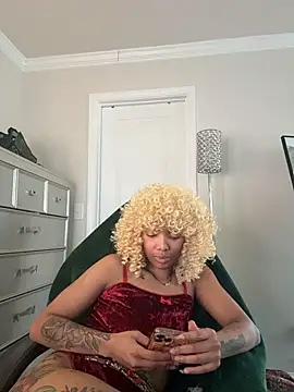 butterflybootyy live sex cam