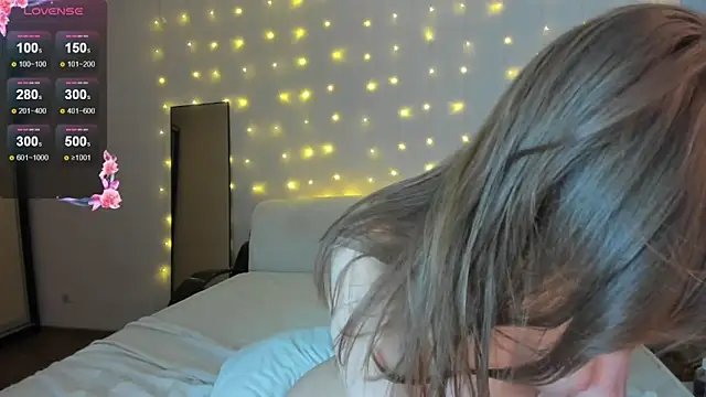 May_Flower's cam snapshot