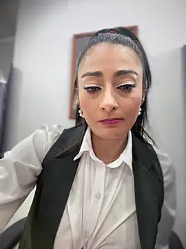 _Bella-Office1 live sex cam