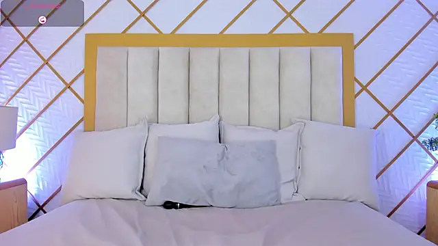 cocoamore's cam snapshot