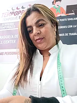 Mia-Glow's cam snapshot